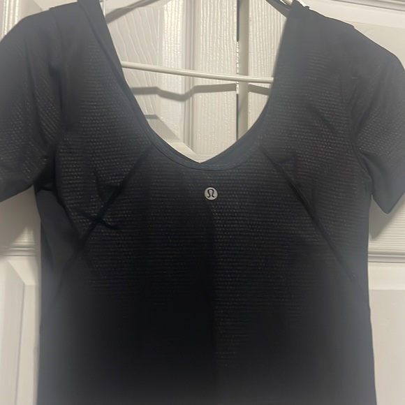 Black Lululemon Align shirt - Picture 3 of 4